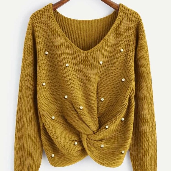 Sweaters - 🌻New 🌻mustard pearl sweater size XL